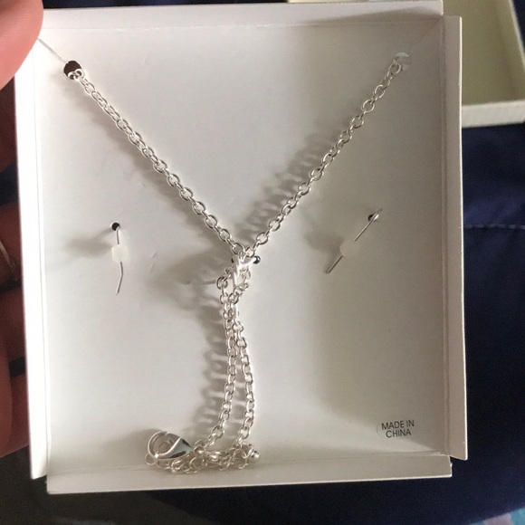 NIB Jewelry Set - Picture 3 of 3